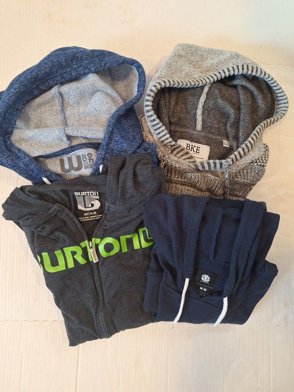 Lot Of 4 Men’s Hoodies  Size M Skateboard,  Snowboard,  Y2K? Brand Names READ